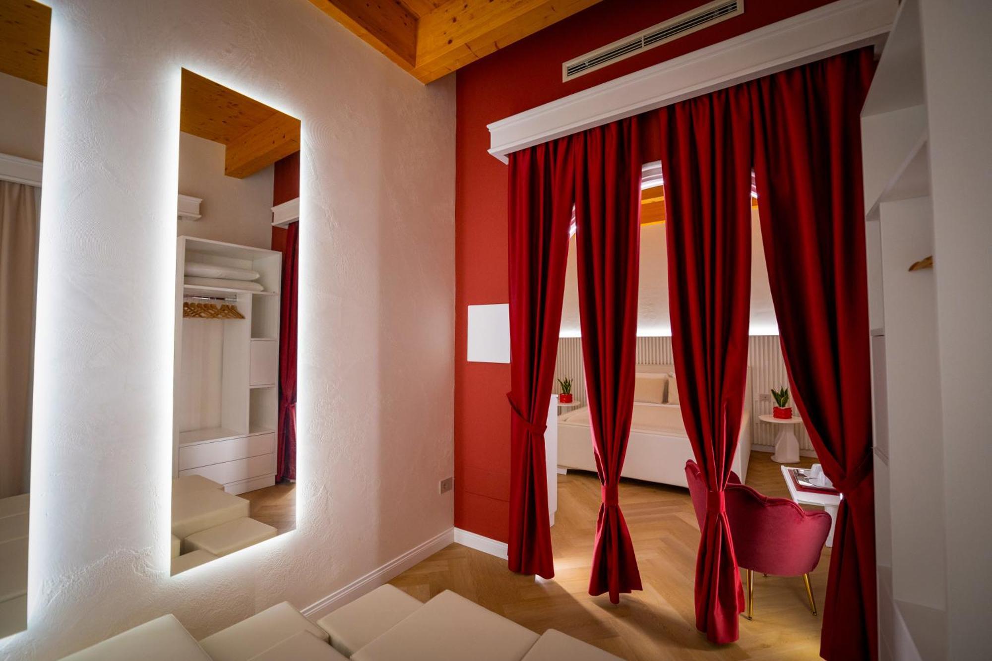Bed and Breakfast La Divina - Free Parking - Tropea Esterno foto