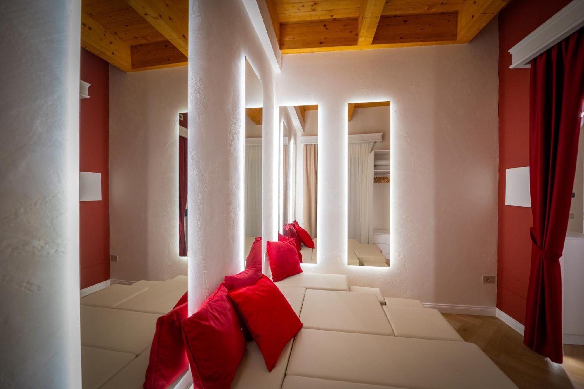 Bed and Breakfast La Divina - Free Parking - Tropea Esterno foto