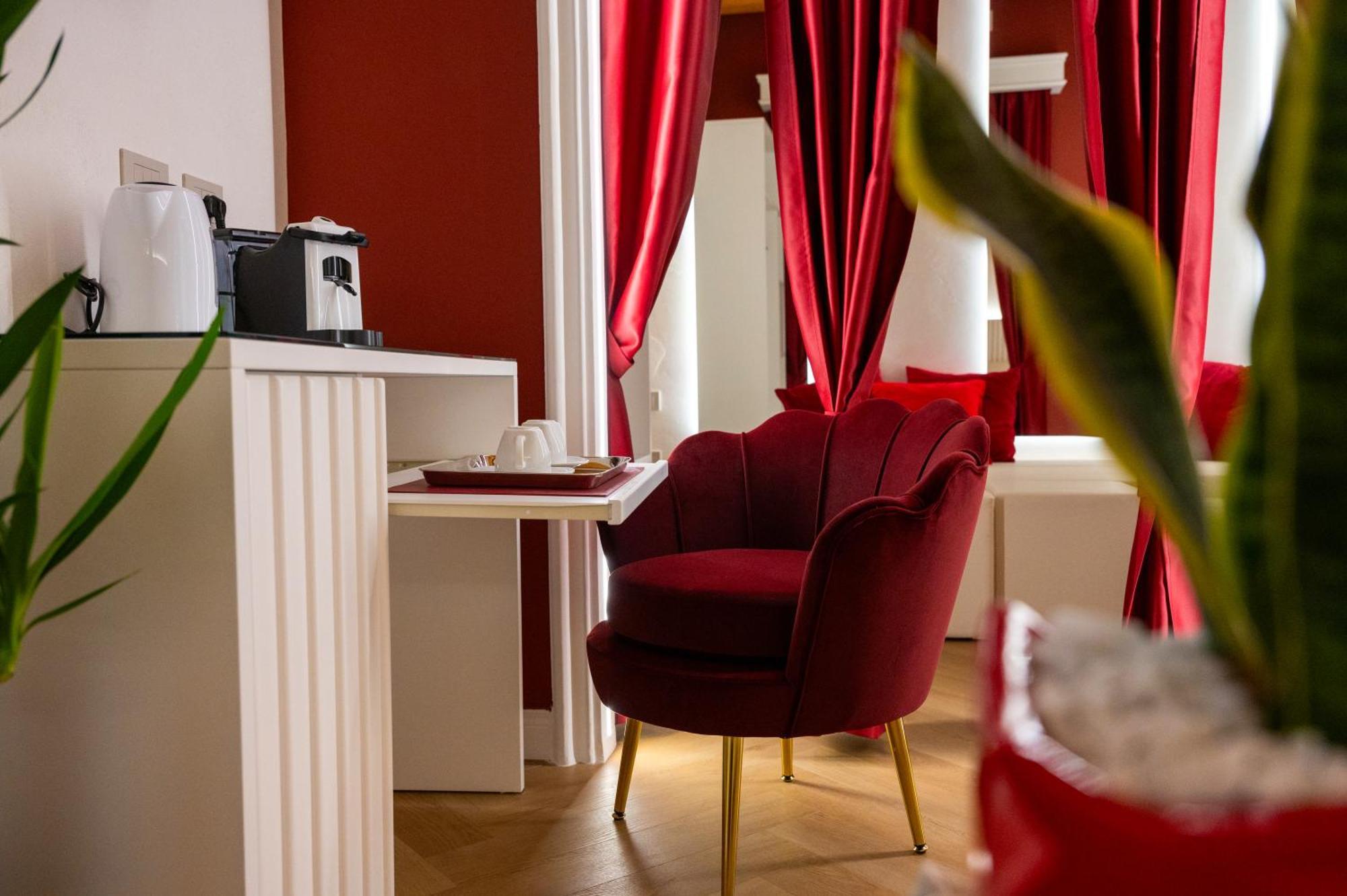 Bed and Breakfast La Divina - Free Parking - Tropea Esterno foto