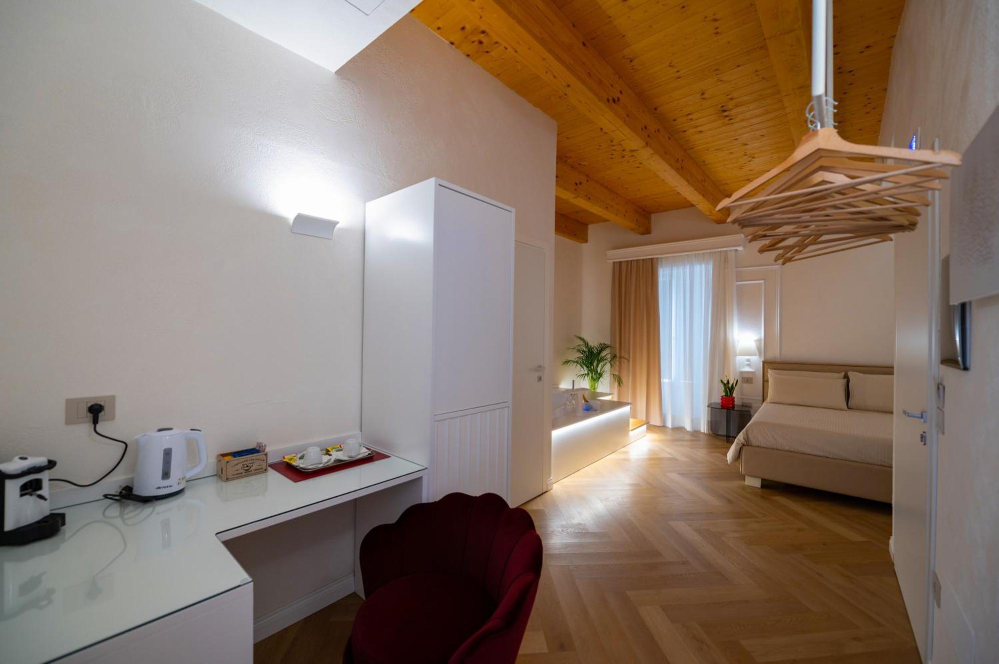 Bed and Breakfast La Divina - Free Parking - Tropea Esterno foto
