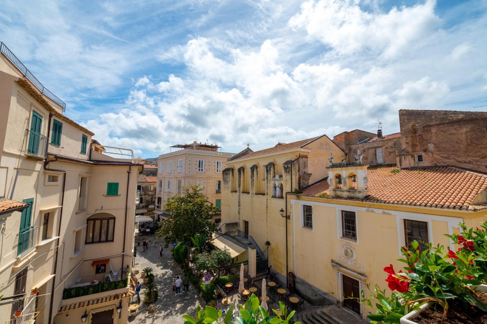 Bed and Breakfast La Divina - Free Parking - Tropea Esterno foto