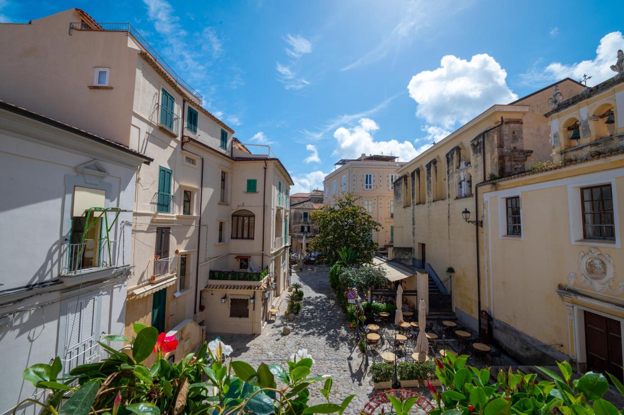 Bed and Breakfast La Divina - Free Parking - Tropea Esterno foto
