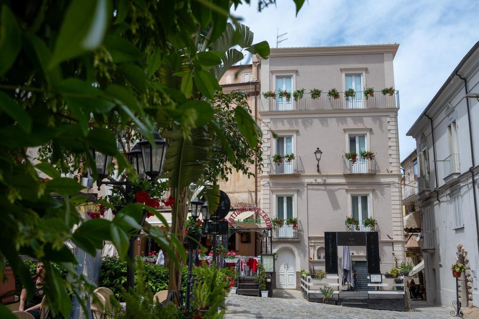 Bed and Breakfast La Divina - Free Parking - Tropea Esterno foto