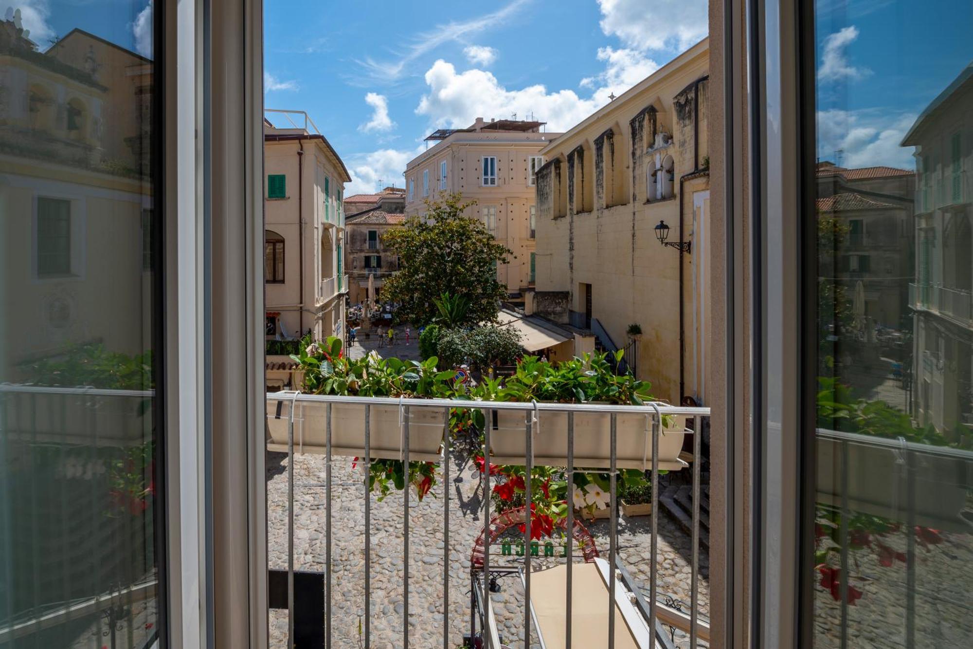 Bed and Breakfast La Divina - Free Parking - Tropea Esterno foto