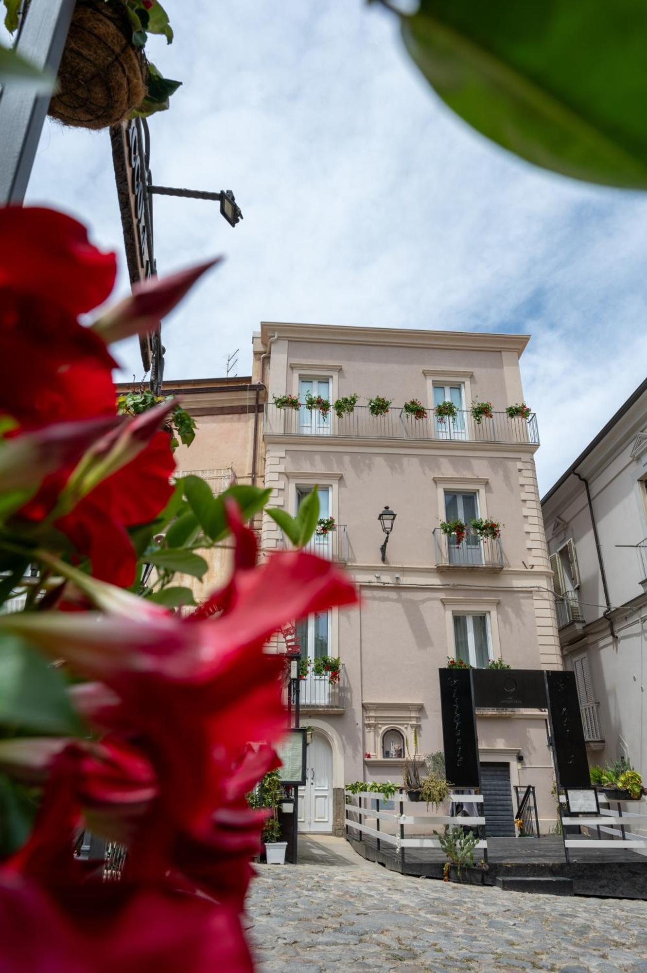 Bed and Breakfast La Divina - Free Parking - Tropea Esterno foto